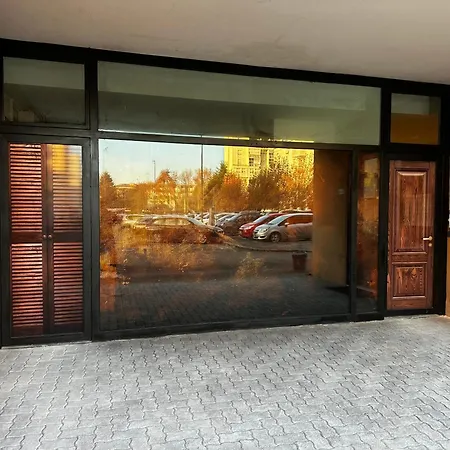 Mema House Parri Parma