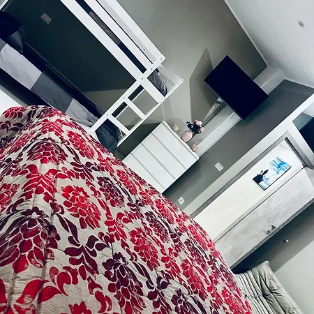 Apartment Mema House Parri