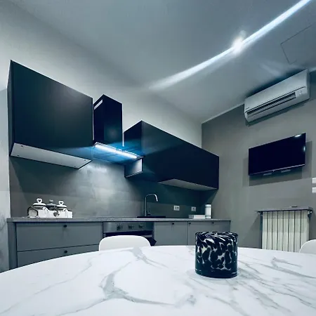 Mema House Parri Apartament Parma
